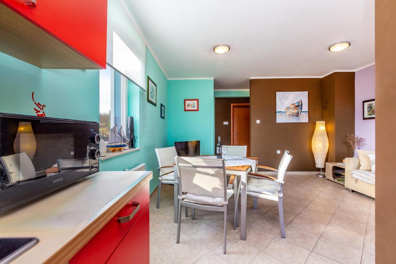 Apartamento Sunfun Čižići Exterior foto